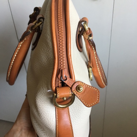 Vintage Dooney and Bourke Bag - Picture 3 of 8